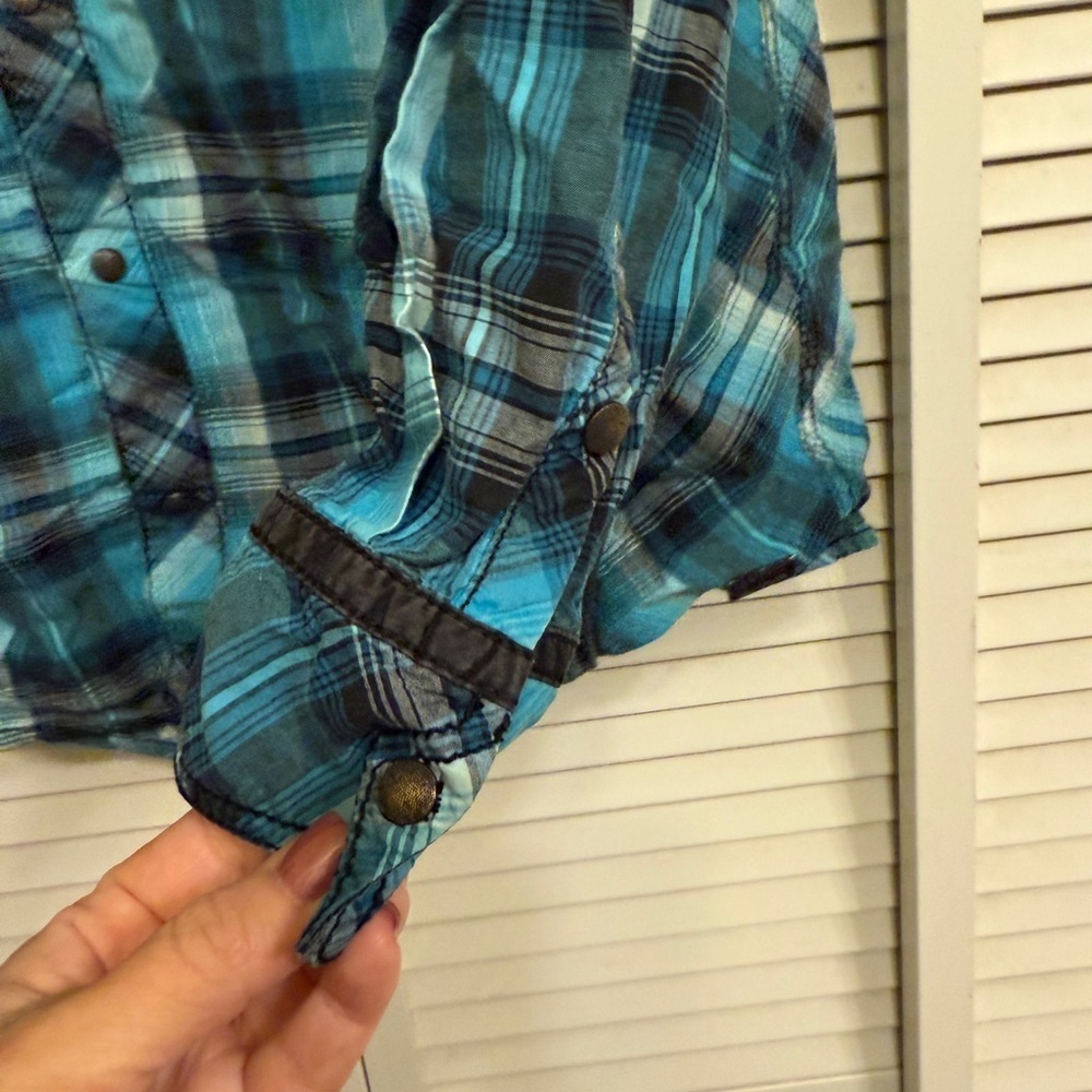 Buckle Black Brand Teal Blue Plaid Men's Shirt Sz L slim
Fit snap buttons - Picture 3 of 12